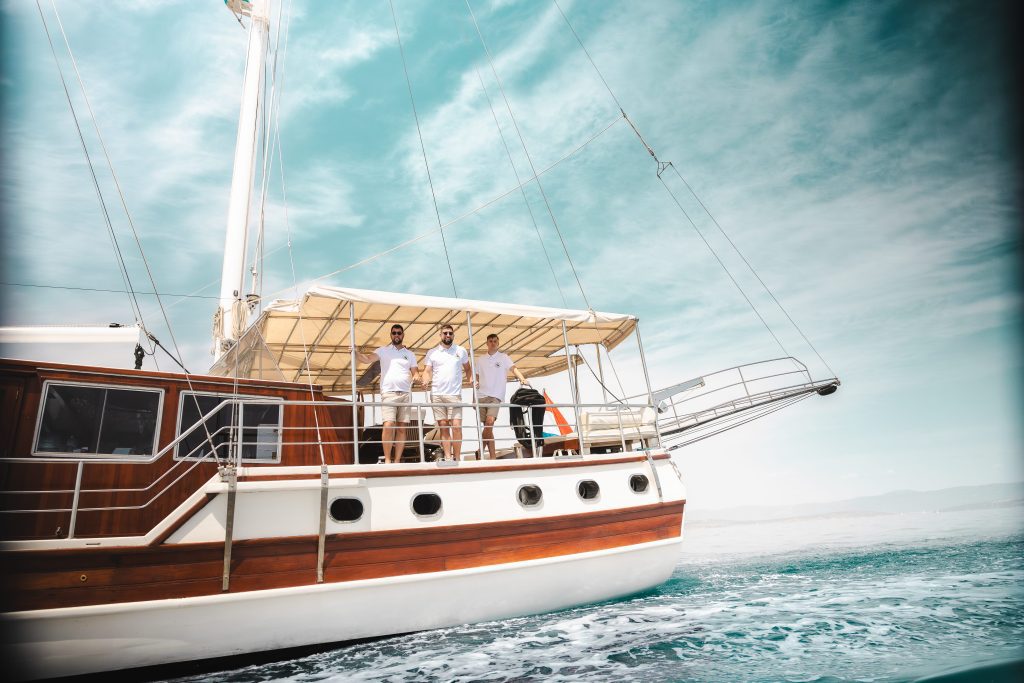 630933022-andi-star-lifestyle-exterior-19